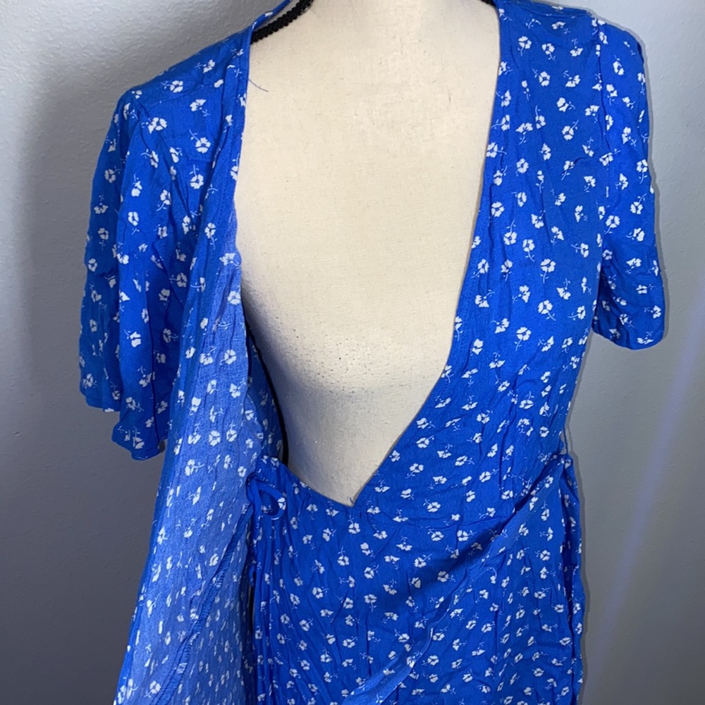 Lulu's | NWT Womens Blue & White Wrap Dress Size Large - Picture 8 of 10